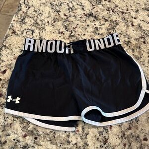Under Armour Girl’s black Athletic Shorts
